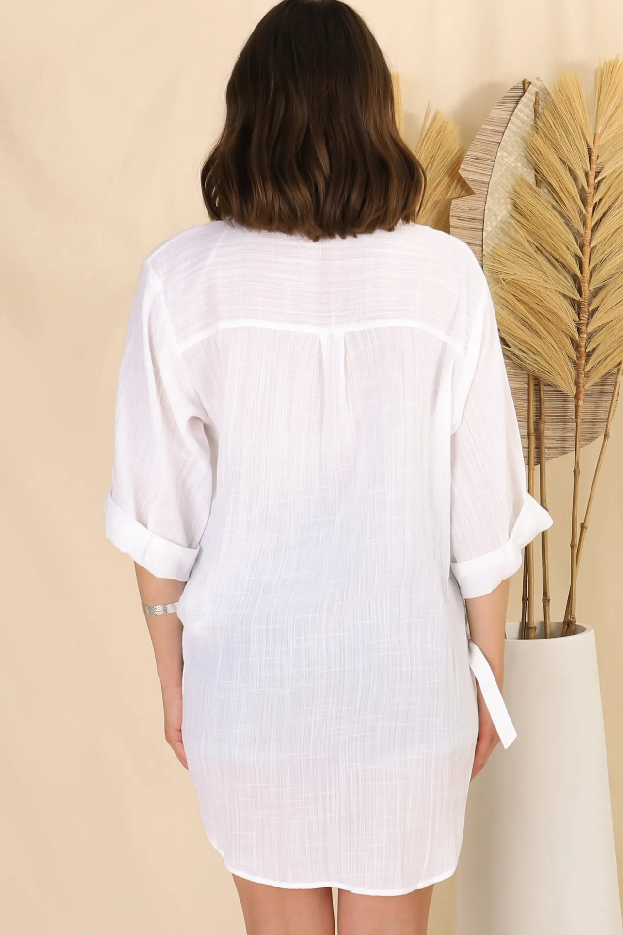 Beachly Shirt - Folded Collar Button Down Relaxed Shirt In White>Salty Crush