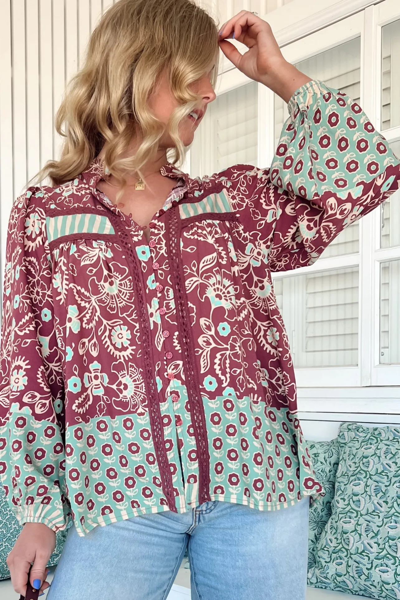 Bee Blouse - Lace Decal Button Down Long Sleeve Blouse in Athena Print>Jaase Online