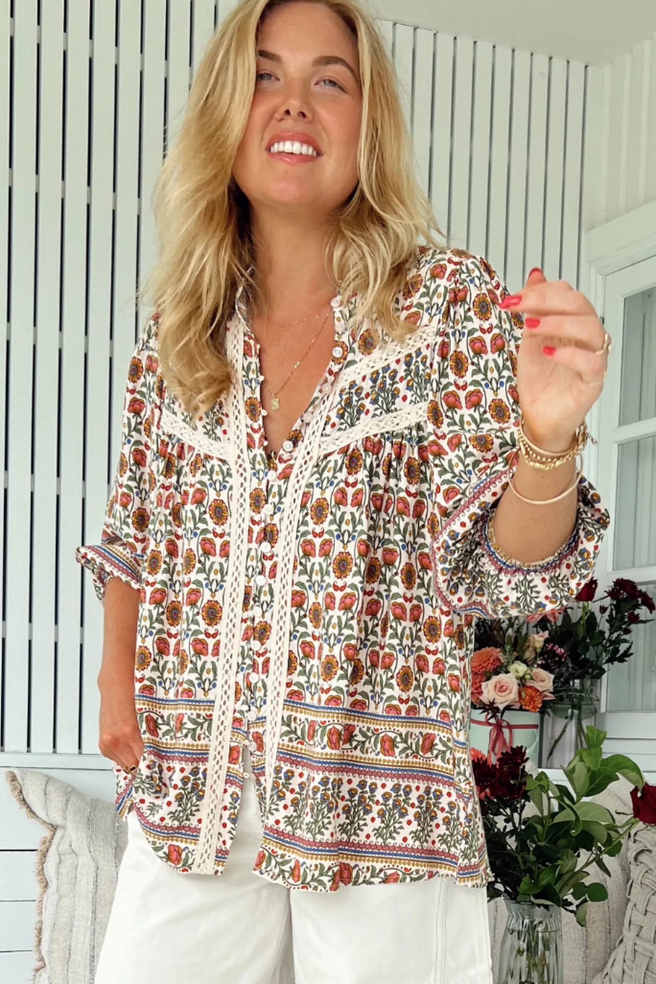 Bee Blouse - Lace Decal Button Down 3/4 Sleeve Blouse in Harlowe Print>Jaase Online