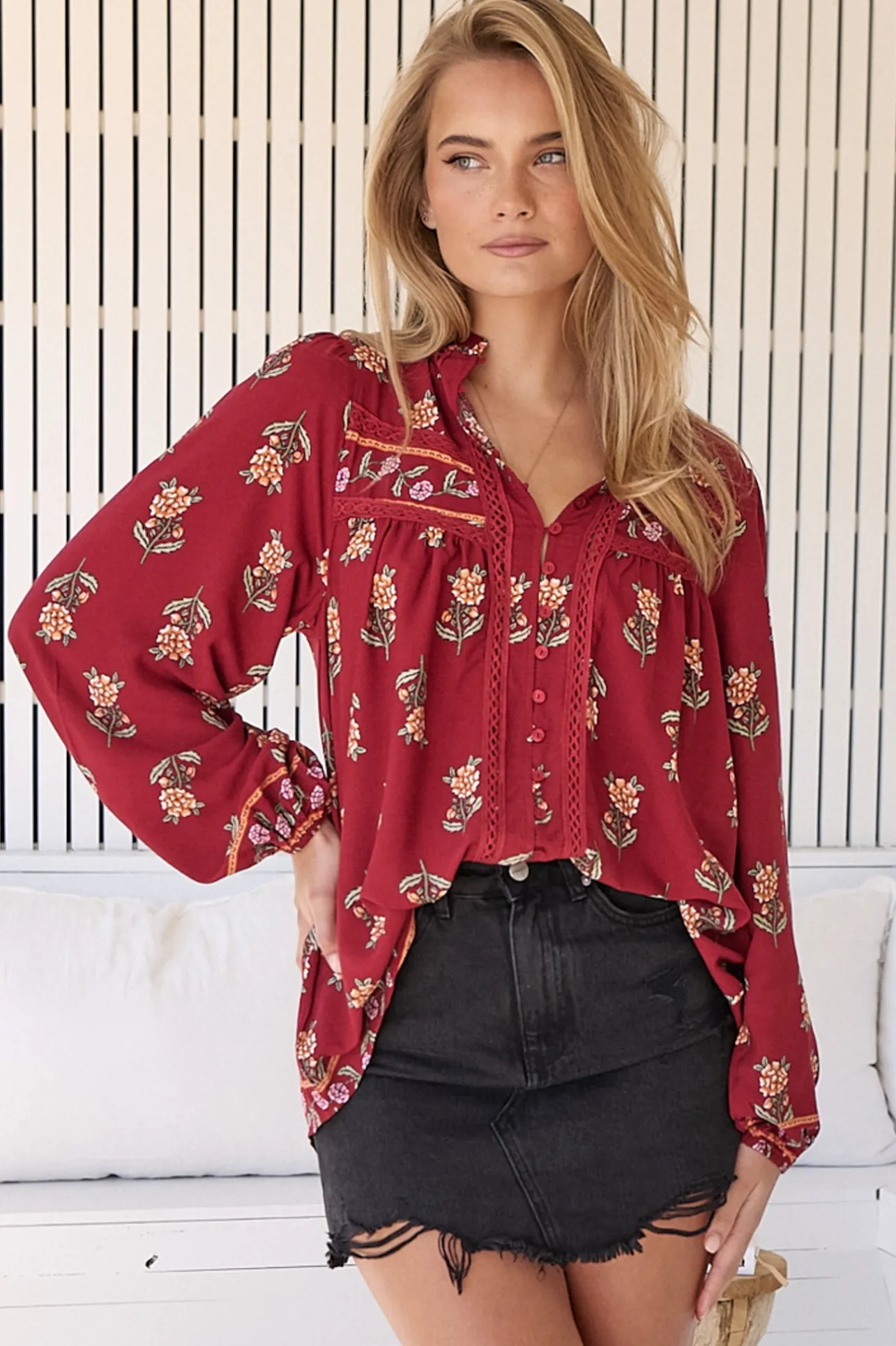 Bee Blouse - Lace Decal Button Down Long Sleeve Blouse in Grenache Print>Jaase Outlet