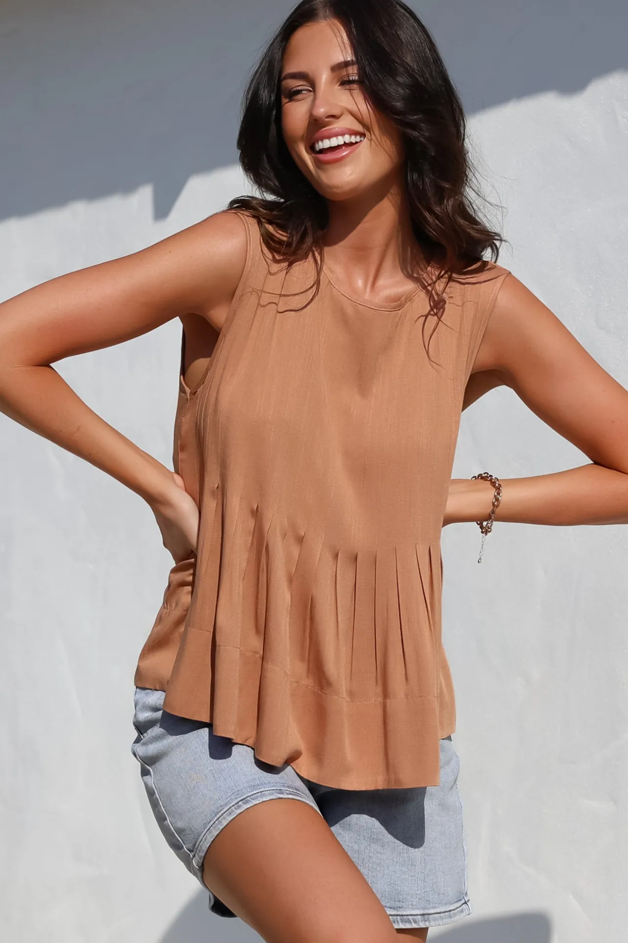 Cassidy Top - Crew Neck Sleeveless Swing Top with Pleats in Rust>Salty Crush Outlet
