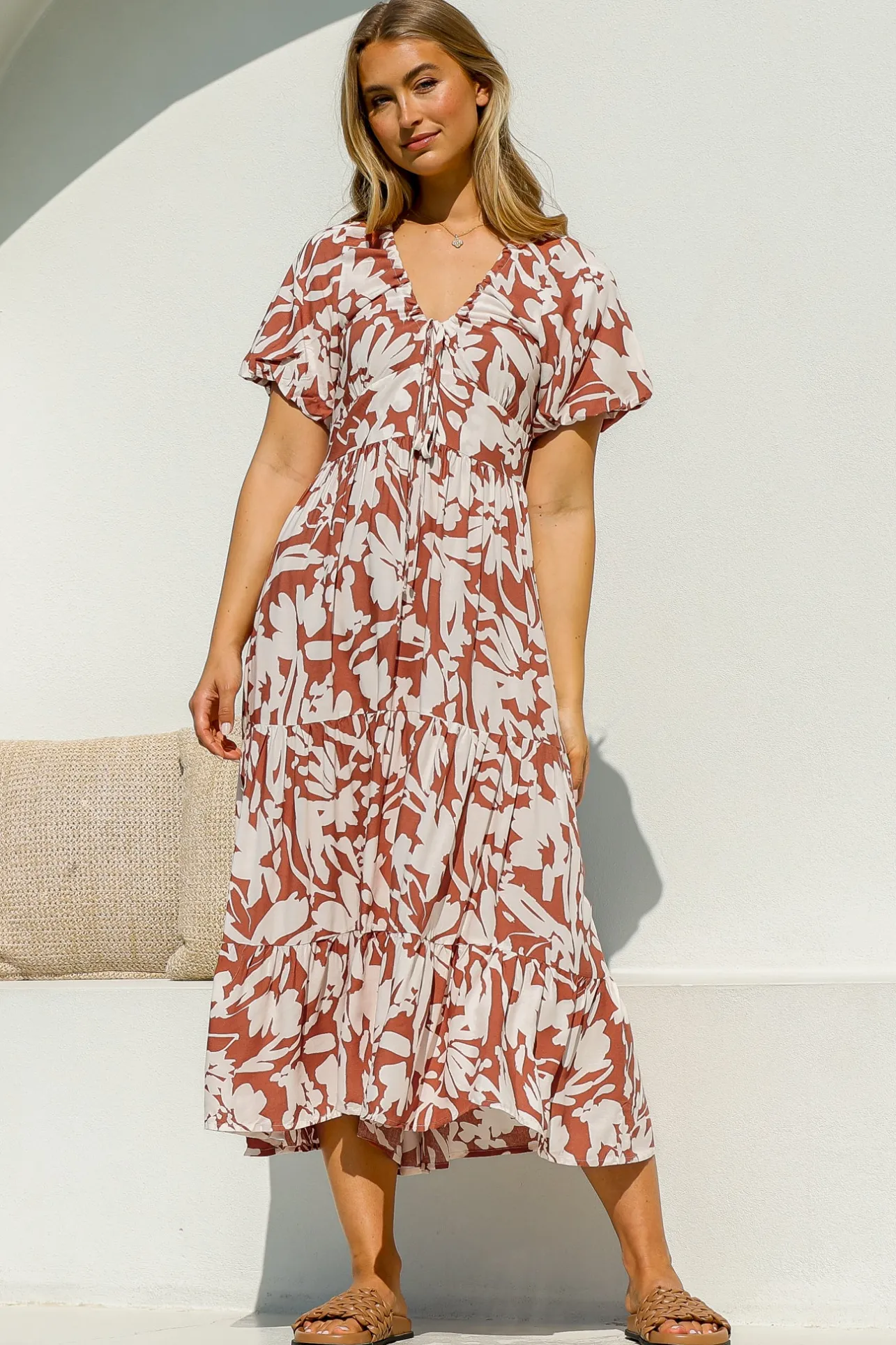 Charis Midi Dress - Pull In V Neckline Dress With Cap Balloon Sleeves In Rust>Salty Crush Sale