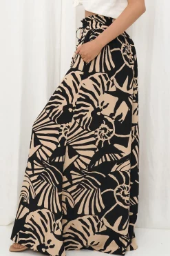 Charli Pants - Paper Bag High Waisted Wide Leg Pants in Ellnora Print><noscript><img width=