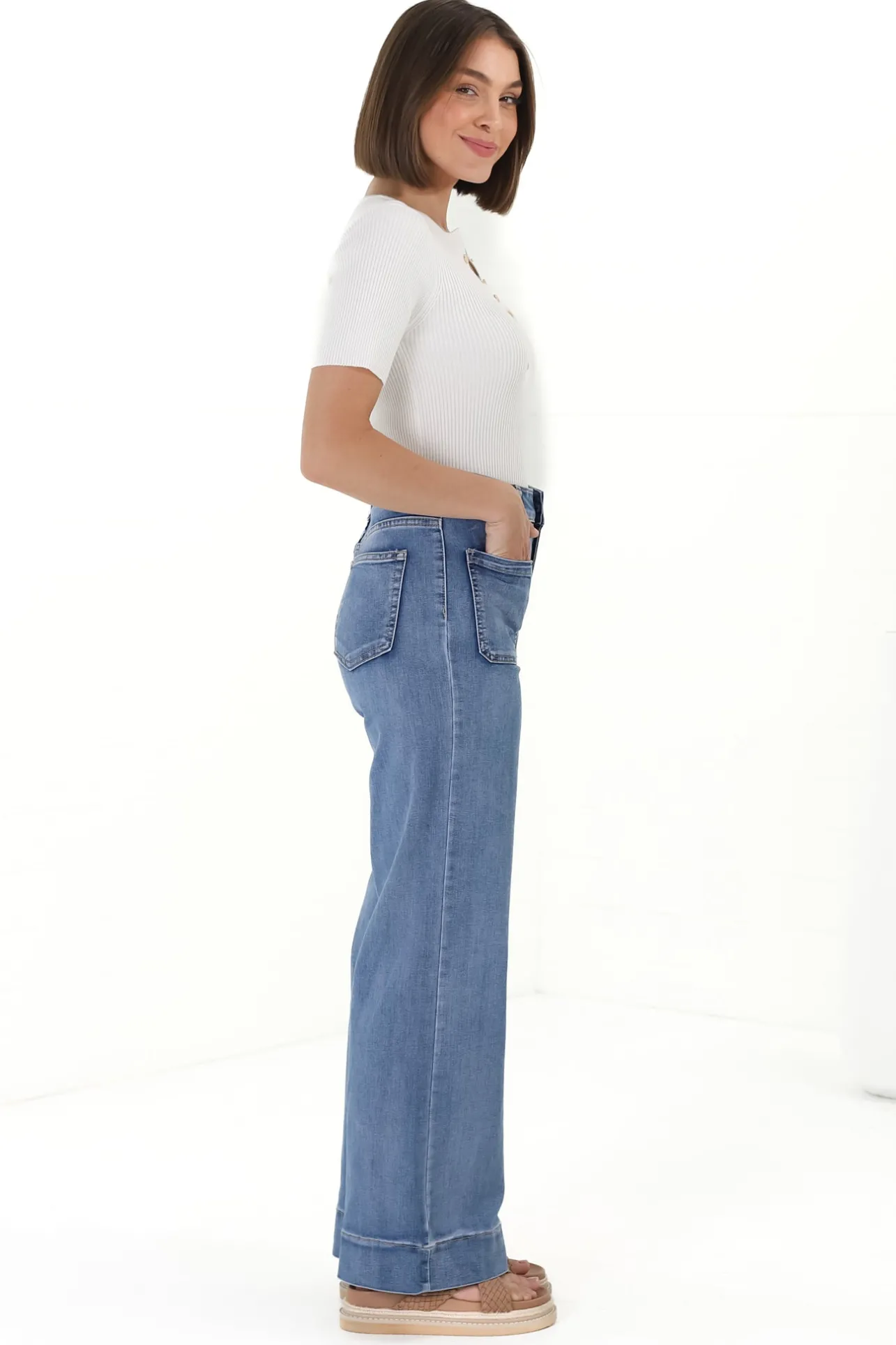 Cindy Wide Leg Jean in Mid Denim Wash>Salty Crush New