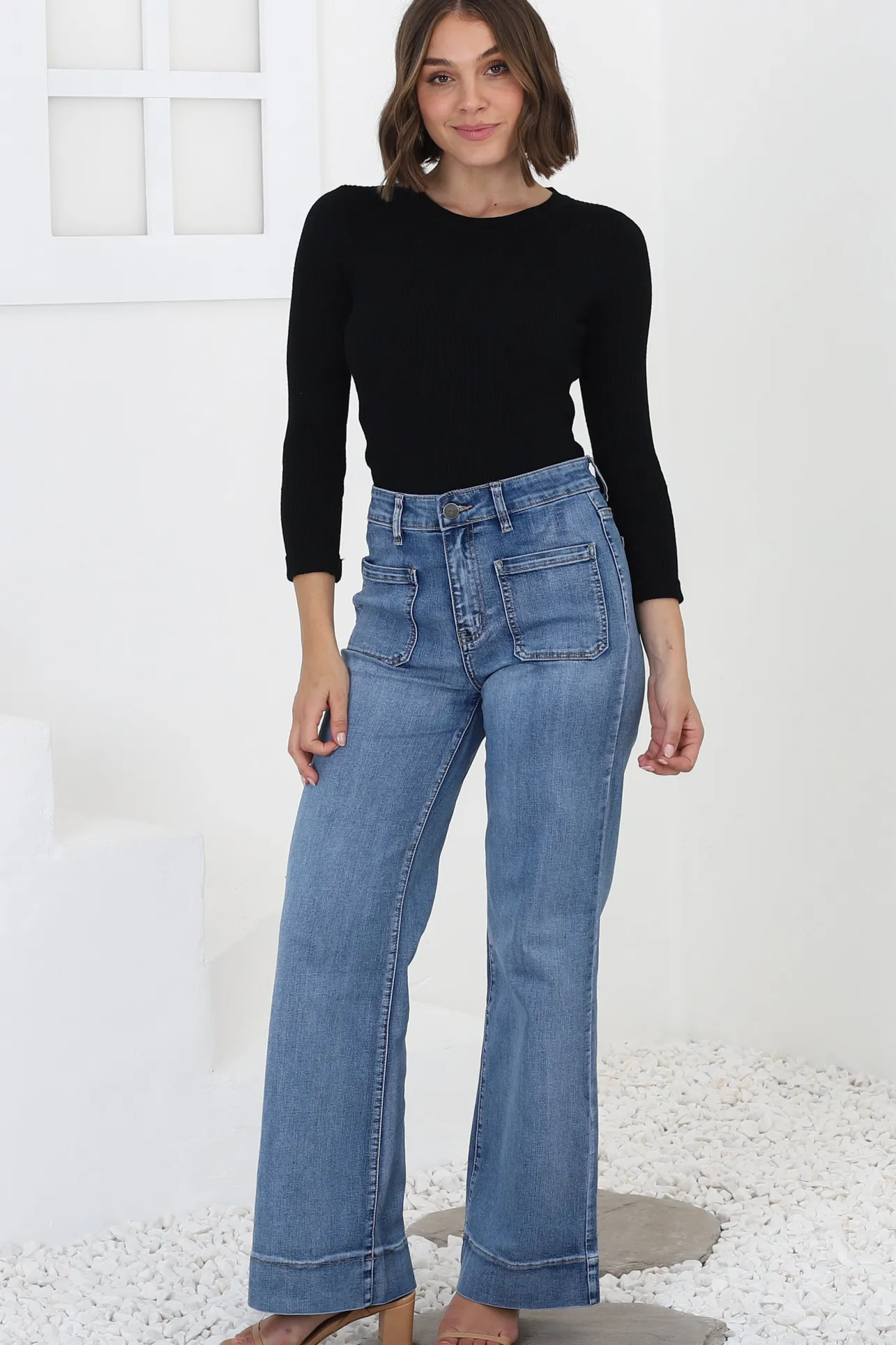 Cindy Wide Leg Jean in Mid Denim Wash>Salty Crush New