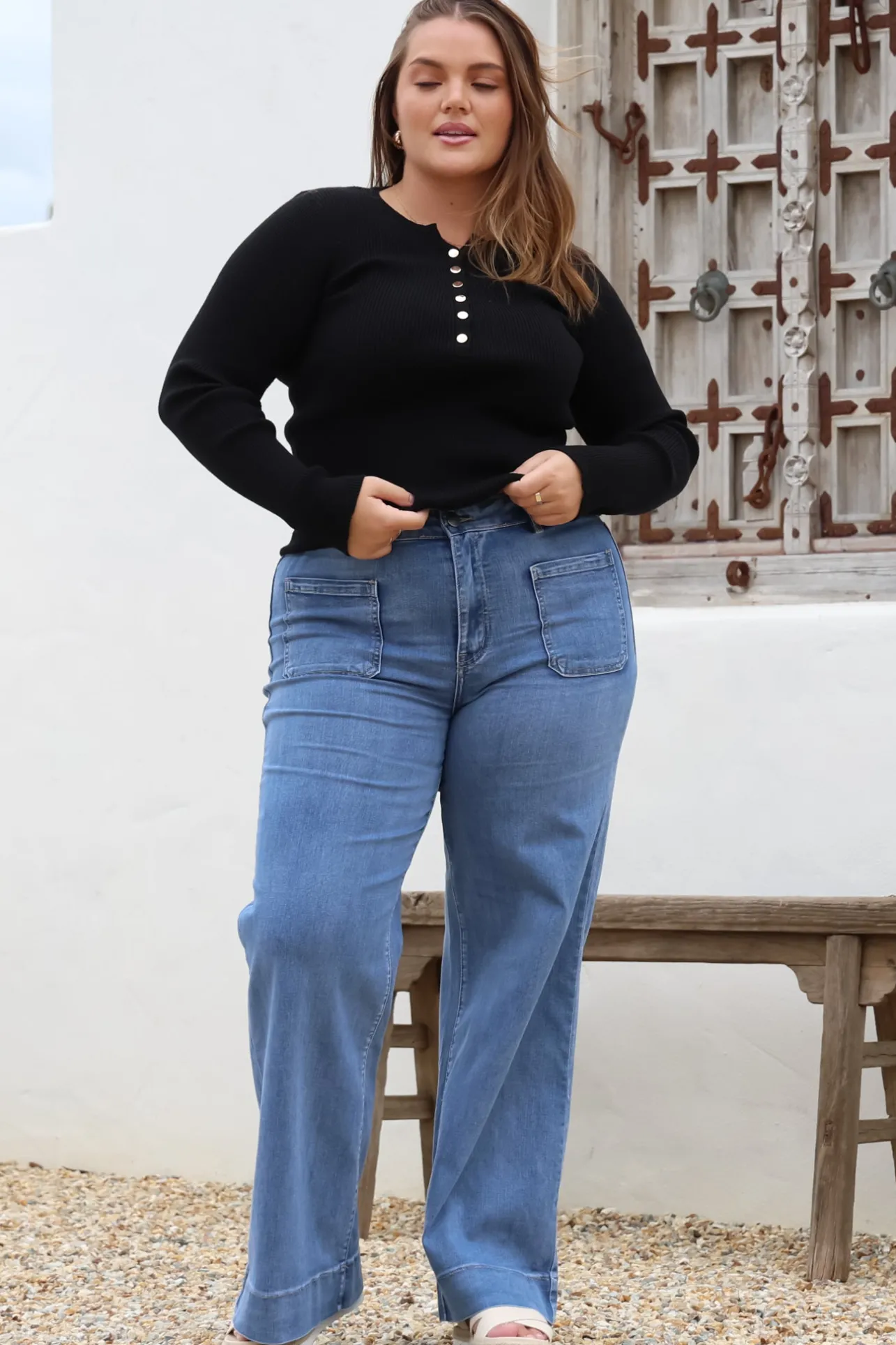 Cindy Wide Leg Jean in Mid Denim Wash>Salty Crush New
