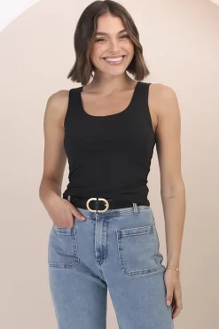 Dori Top - Scoop Neckline Thick Strap Longline Singlet in Black><noscript><img width=