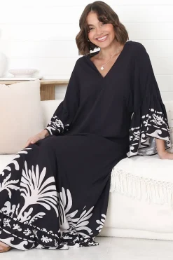 Evan Maxi Dress - Slimline Smock Dress with Bell Sleeves in the Harris Print><noscript><img width=