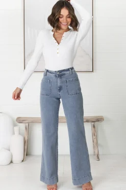 Farah Jeans - Highwaisted Flare Leg Stretch Jean in Light Denim><noscript><img width=