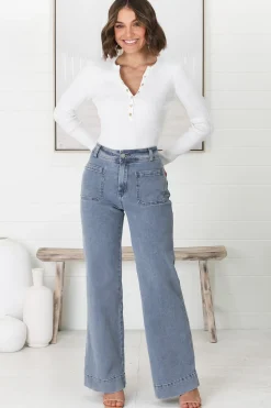 Farah Jeans - Highwaisted Flare Leg Stretch Jean in Light Denim><noscript><img width=