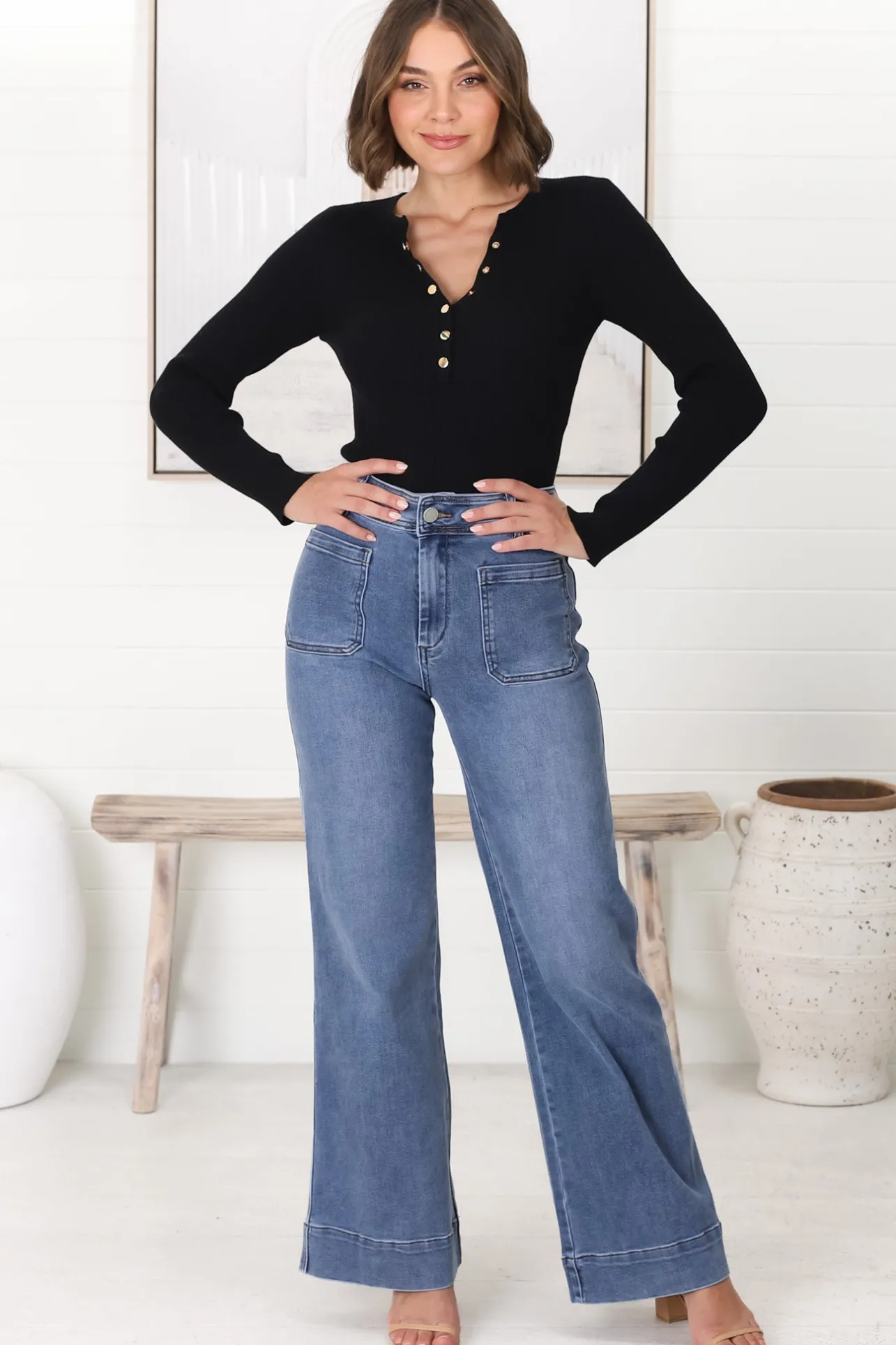 Farah Jeans - Highwaisted Flare Leg Stretch Jean in Mid Denim>Salty Crush Clearance
