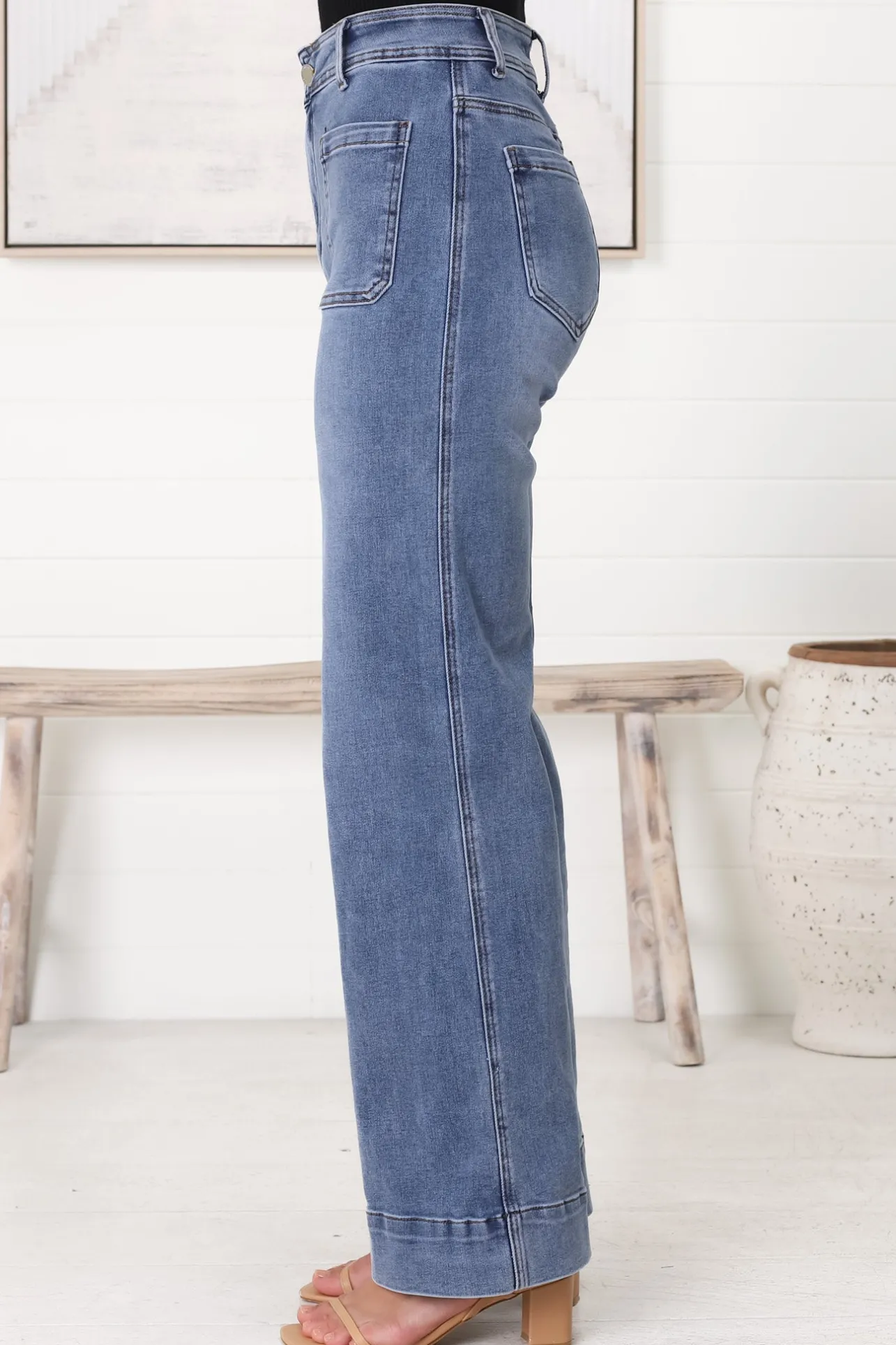 Farah Jeans - Highwaisted Flare Leg Stretch Jean in Mid Denim>Salty Crush Clearance