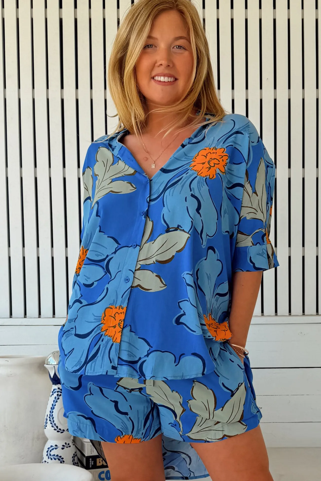 Flora Shorts - Elasticated Waist Button Decal Shorts with Pockets in Blue Bell Print>Jaase