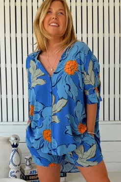 Flora Shorts - Elasticated Waist Button Decal Shorts with Pockets in Blue Bell Print><noscript><img width=