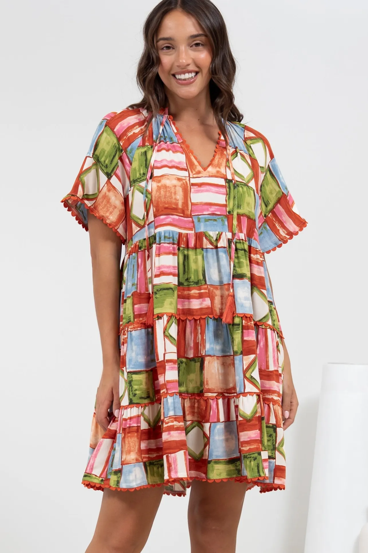 Ginley Mini Dress - V-Neck Scallop Spliced Tiered Dress in Tami Print>Salty Crush Sale