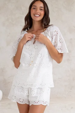 Haruki Top - Embroidered Short Sleeve Top with Scallop Hemlines in White><noscript><img width=