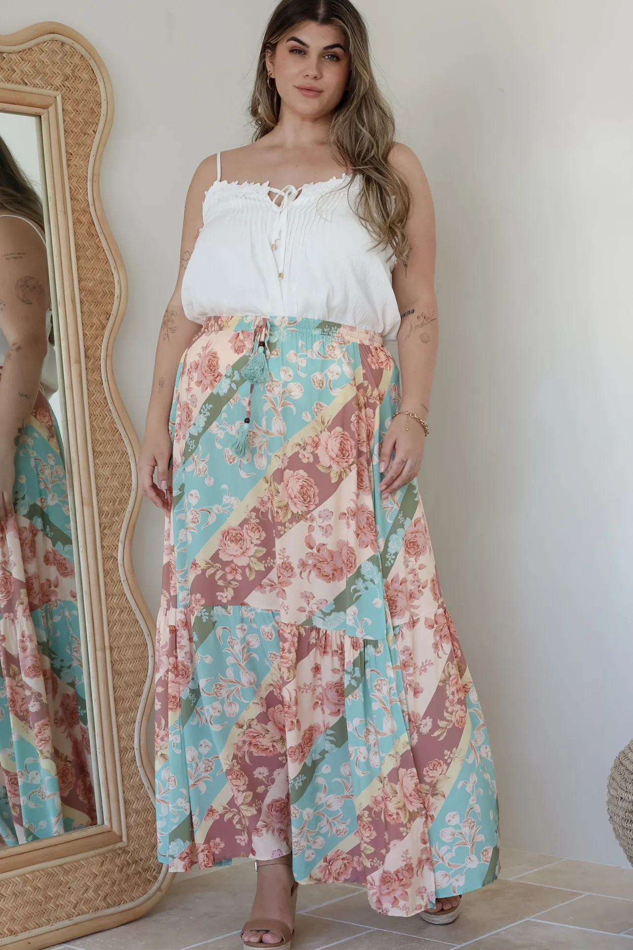 Hellen Maxi Skirt - High Waisted Skirt with Front Splits in Clavelle Print>Salty Crush