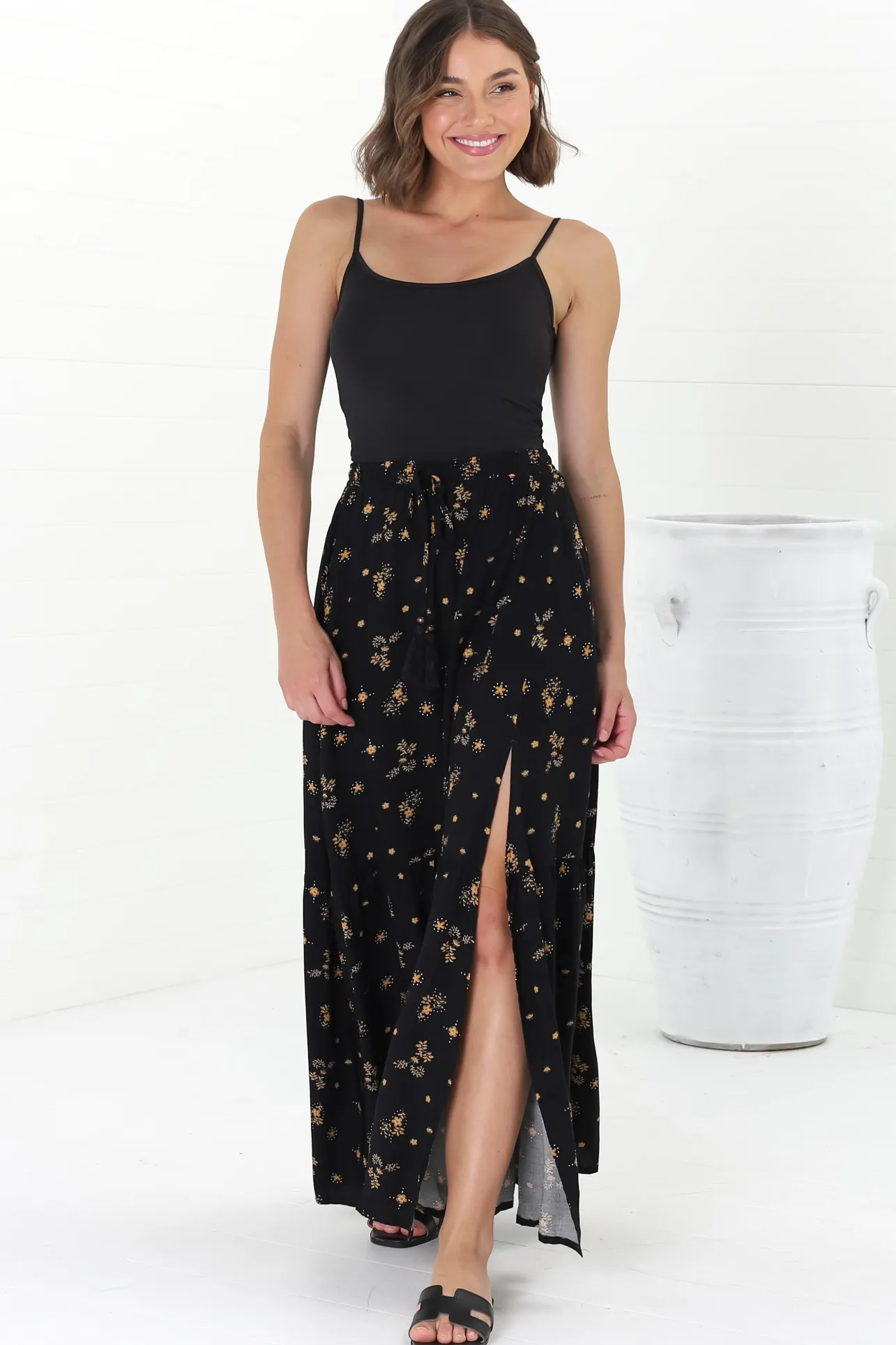 Hellen Maxi Skirt - High Waisted Skirt with Front Splits in Melany Print Black>Salty Crush Hot