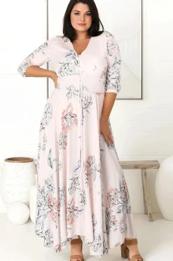 Indiana Maxi Dress - Lace Back Shirred Waist A Line Dress with Handkerchief Hemline in Blooming Bouquet Print><noscript><img width=