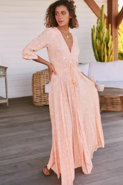 Indiana Maxi Dress - Lace Back Shirred Waist A Line Dress with Handkerchief Hemline in Peach Island Print><noscript><img width=