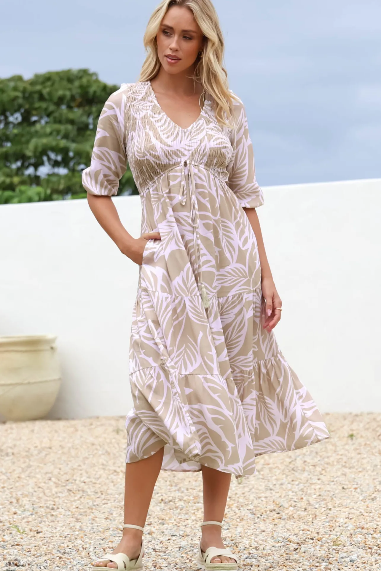 Jaden Midi Dress - Elasticated Bodice A-Line Dress in Jeani Print Beige>Salty Crush Hot