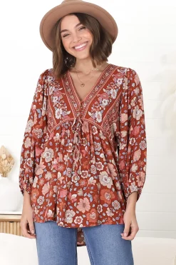 Joelle Top - V Neck High-Low Top in Anissa Print Rust><noscript><img width=