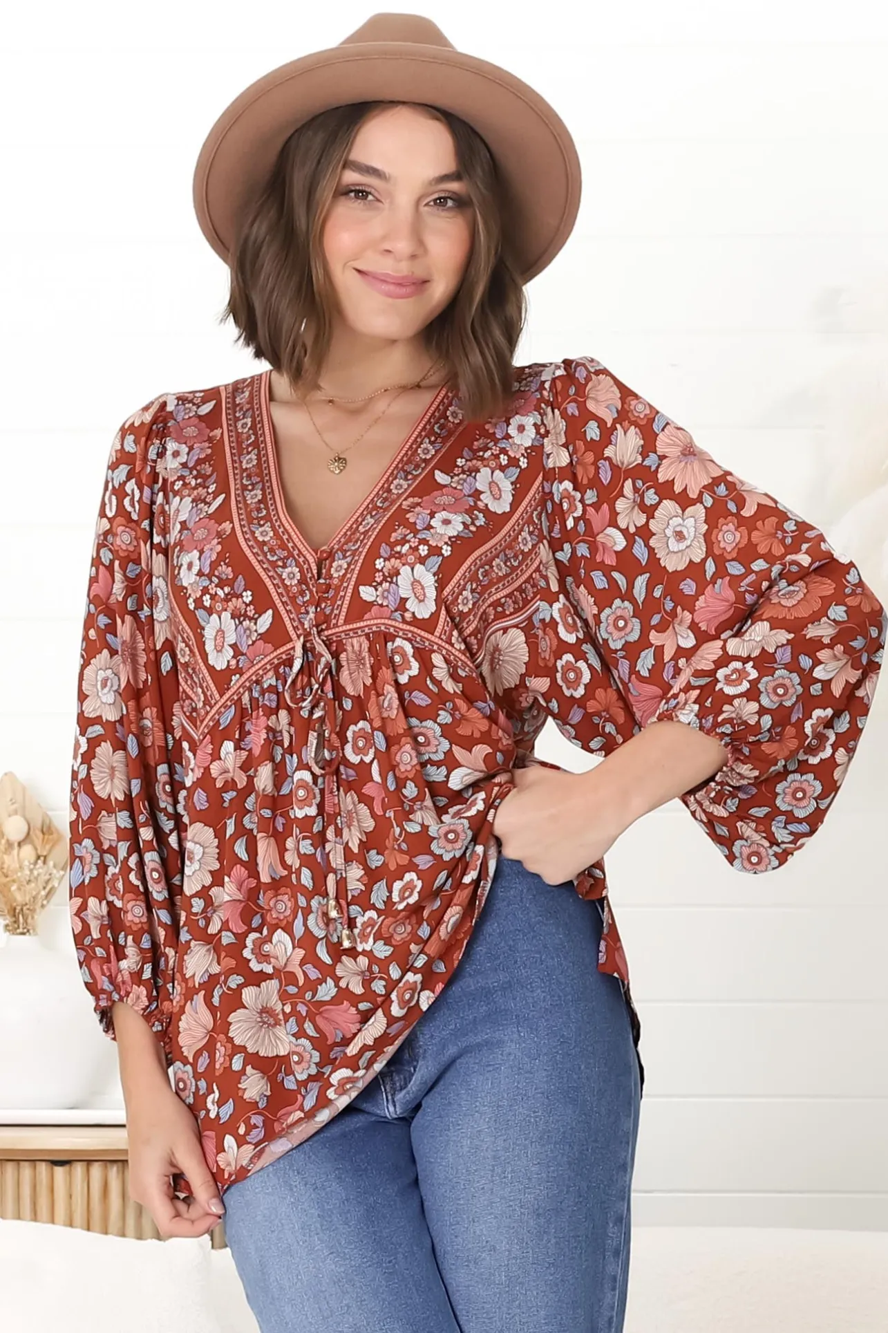 Joelle Top - V Neck High-Low Top in Anissa Print Rust>Salty Crush New