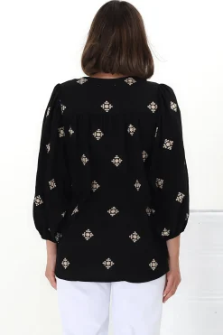 Joelle Top - V Neck High-Low Top in Yara Print Black><noscript><img width=