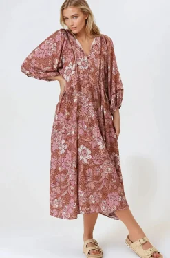 Kamali Midi Dress - Batwing Sleeve Smock Dress with Lace Detailing in Luedi Print in Rust><noscript><img width=