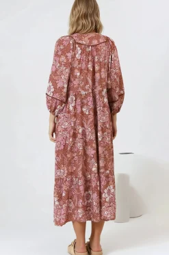 Kamali Midi Dress - Batwing Sleeve Smock Dress with Lace Detailing in Luedi Print in Rust><noscript><img width=