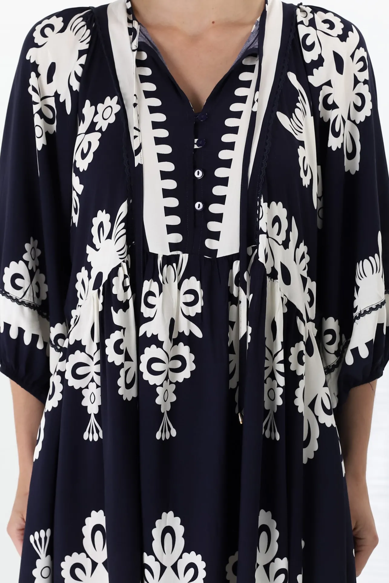 Kamali Midi Dress - Batwing Sleeve Smock Dress with Lace Detailing in Casper Print Navy>Salty Crush