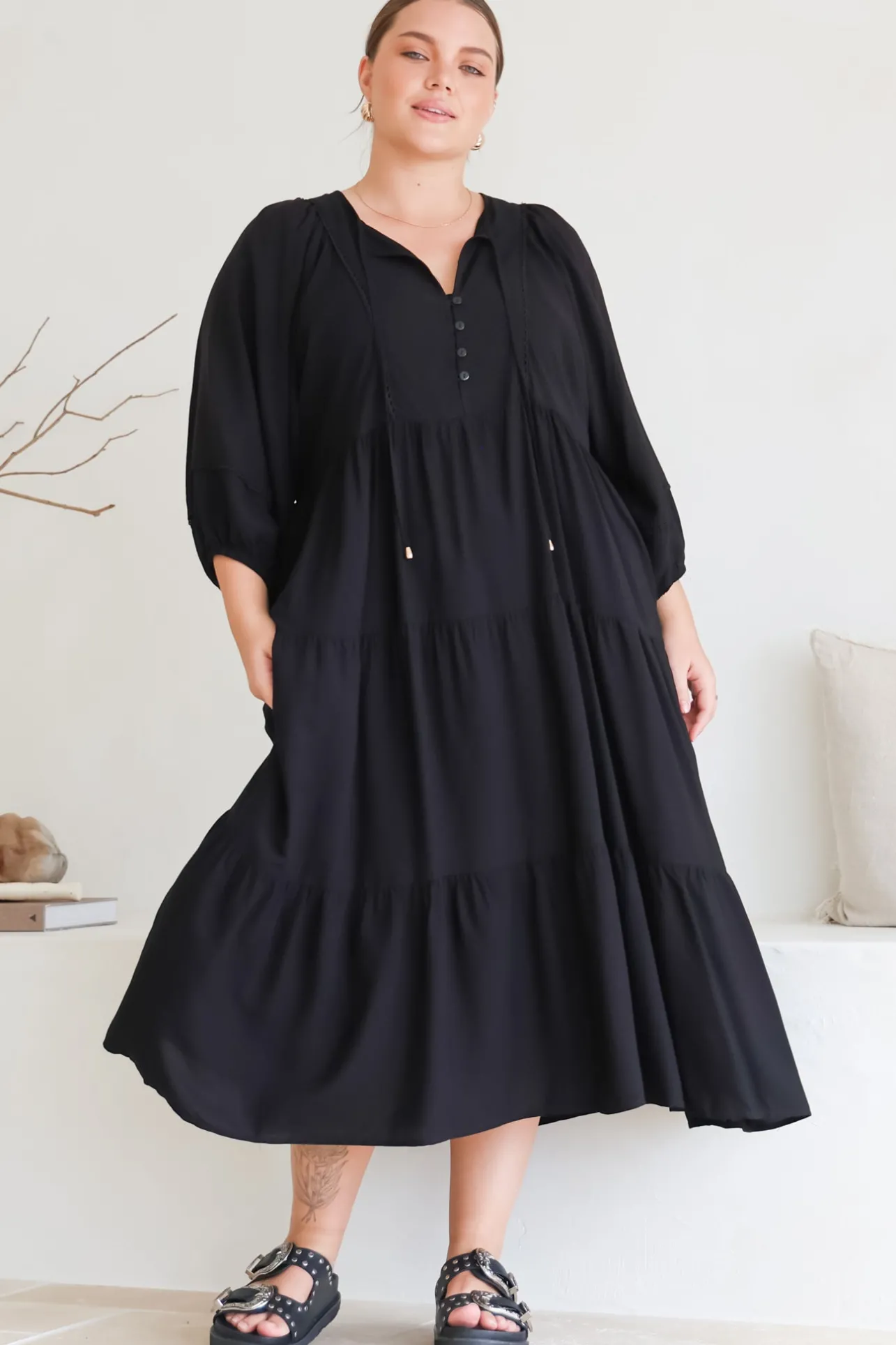 Kamali Midi Dress - Batwing Sleeve Smock Dress with Lace Detailing in Black>Salty Crush Sale