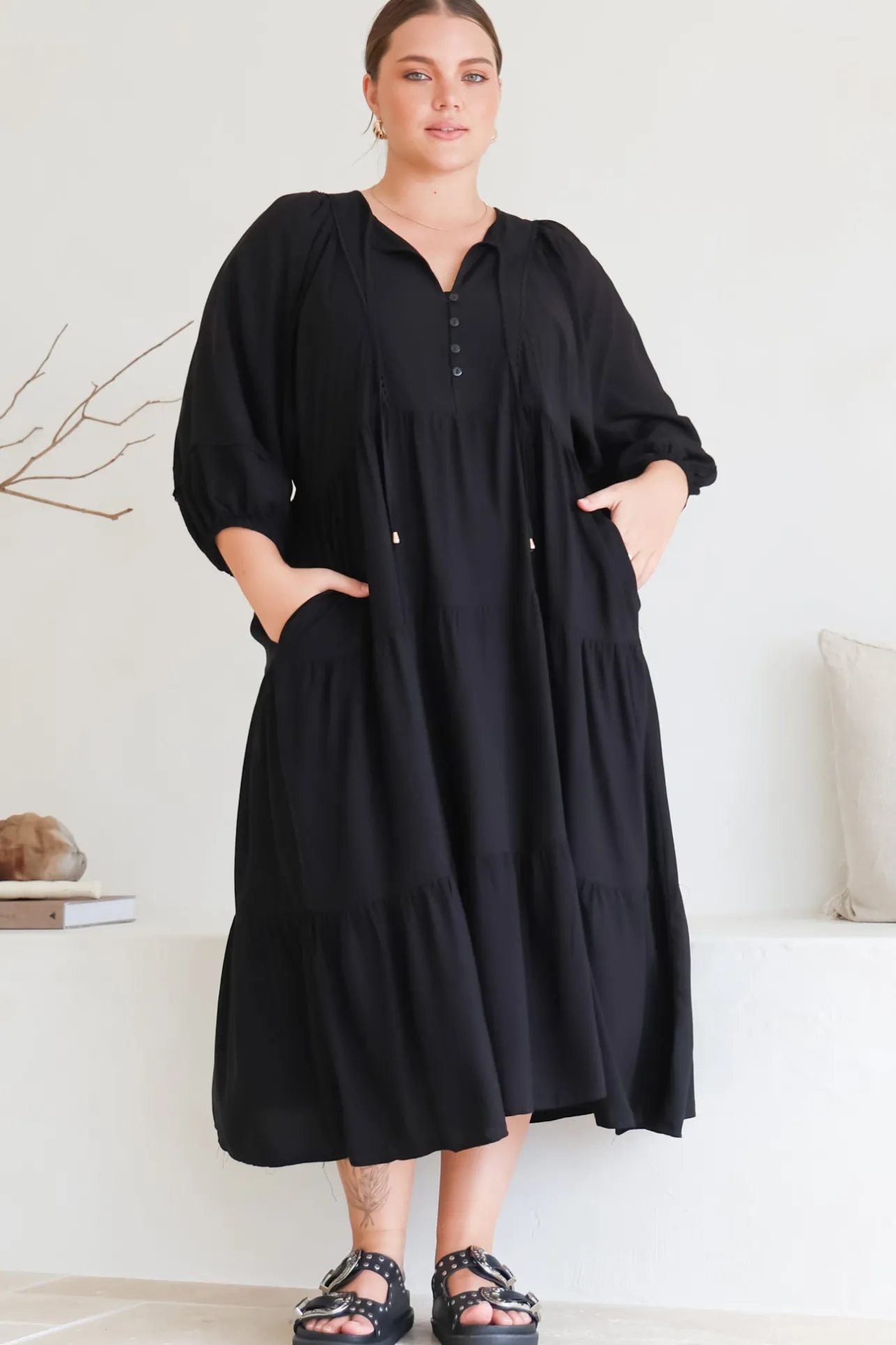 Kamali Midi Dress - Batwing Sleeve Smock Dress with Lace Detailing in Black>Salty Crush Sale