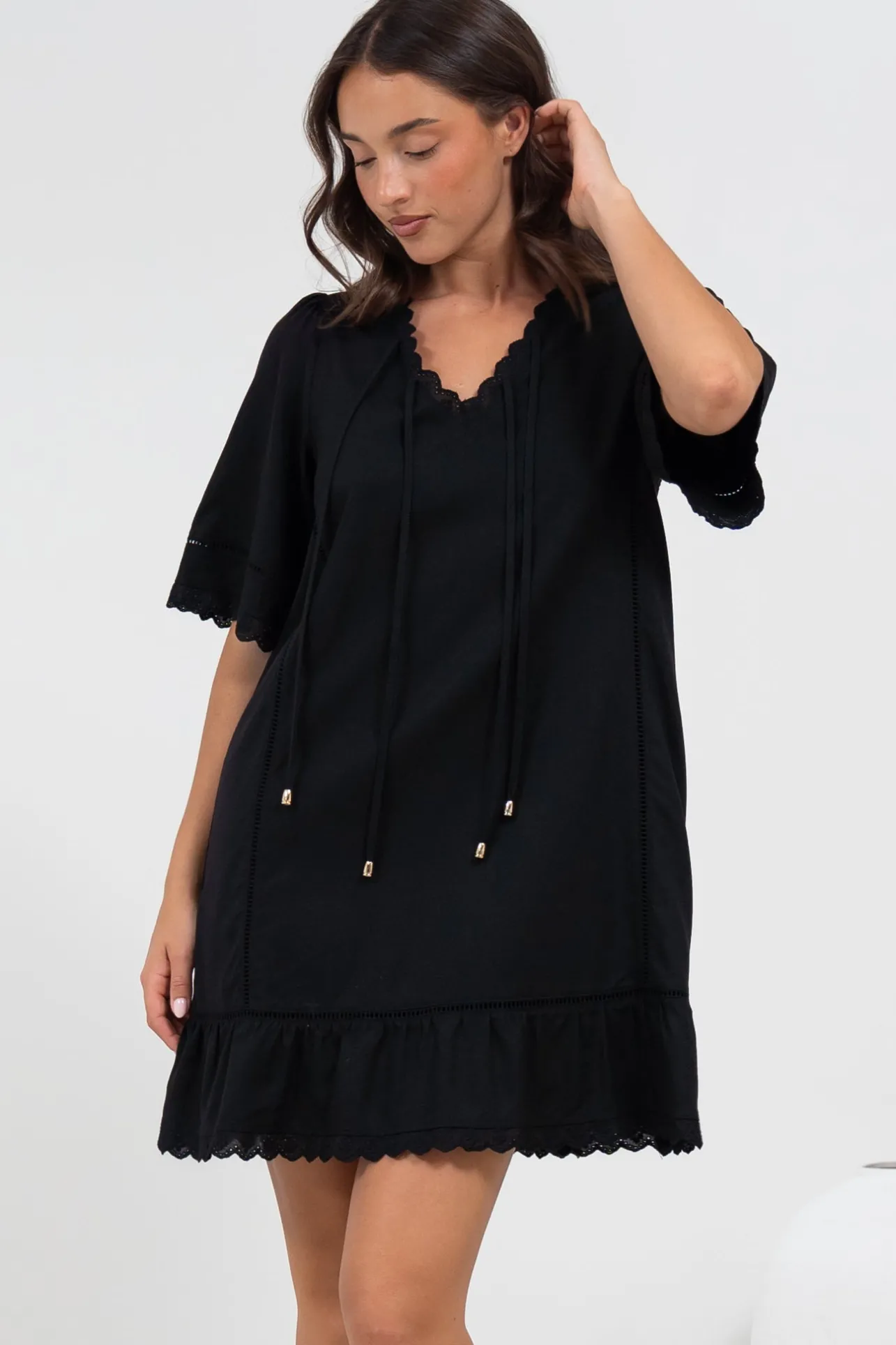 Kiki Mini Dress - V-Neck Shift Dress with Scallop Lace Hemlines in Black>Salty Crush