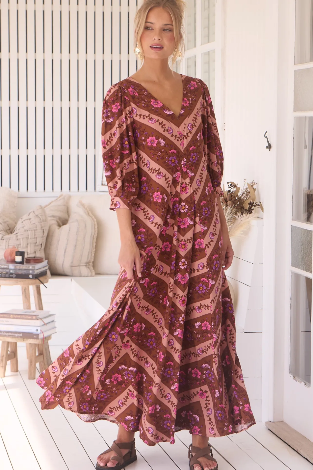 London Maxi Dress - Balloon Sleeve Shift Dress in Savanna Print>Jaase Outlet