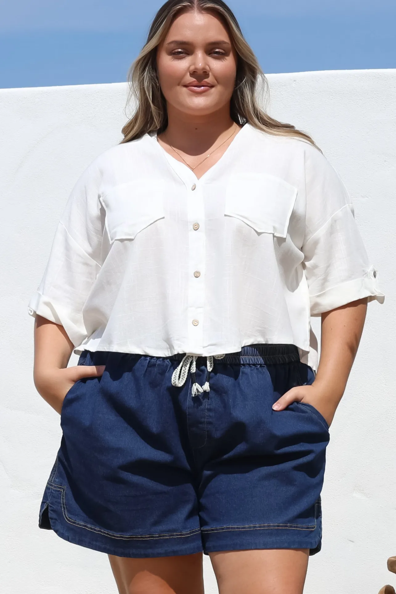 Marion Shirt - Collared Buttoned Down Shirt with Pockets in White>Salty Crush Hot