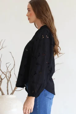 Marise Blouse - Hollow Out Embroidered Button Down Blouse in Black><noscript><img width=