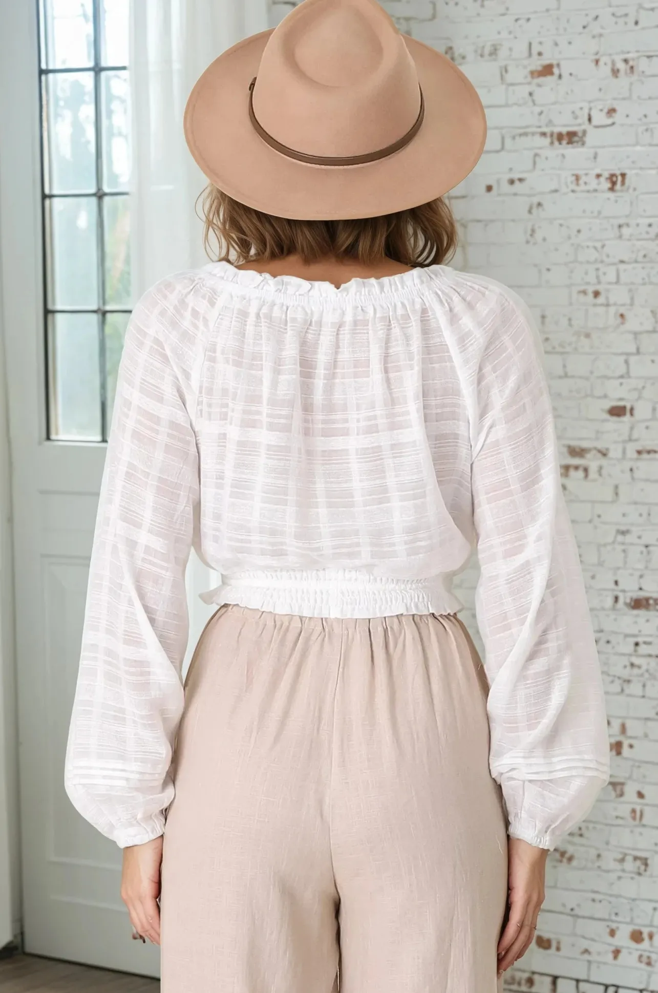Marlon Top - On or Off Shoulder Pin Tuck Detail Long Balloon Sleeve Crop in White>Salty Crush Clearance