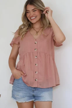 Mitzy Top - Textured Button Down Top with Cap Sleeves in Blush><noscript><img width=