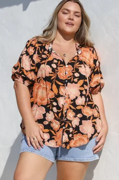 Neo Blouse - High Frill Collar Button Down Shirt in Yasmin Print Black><noscript><img width=
