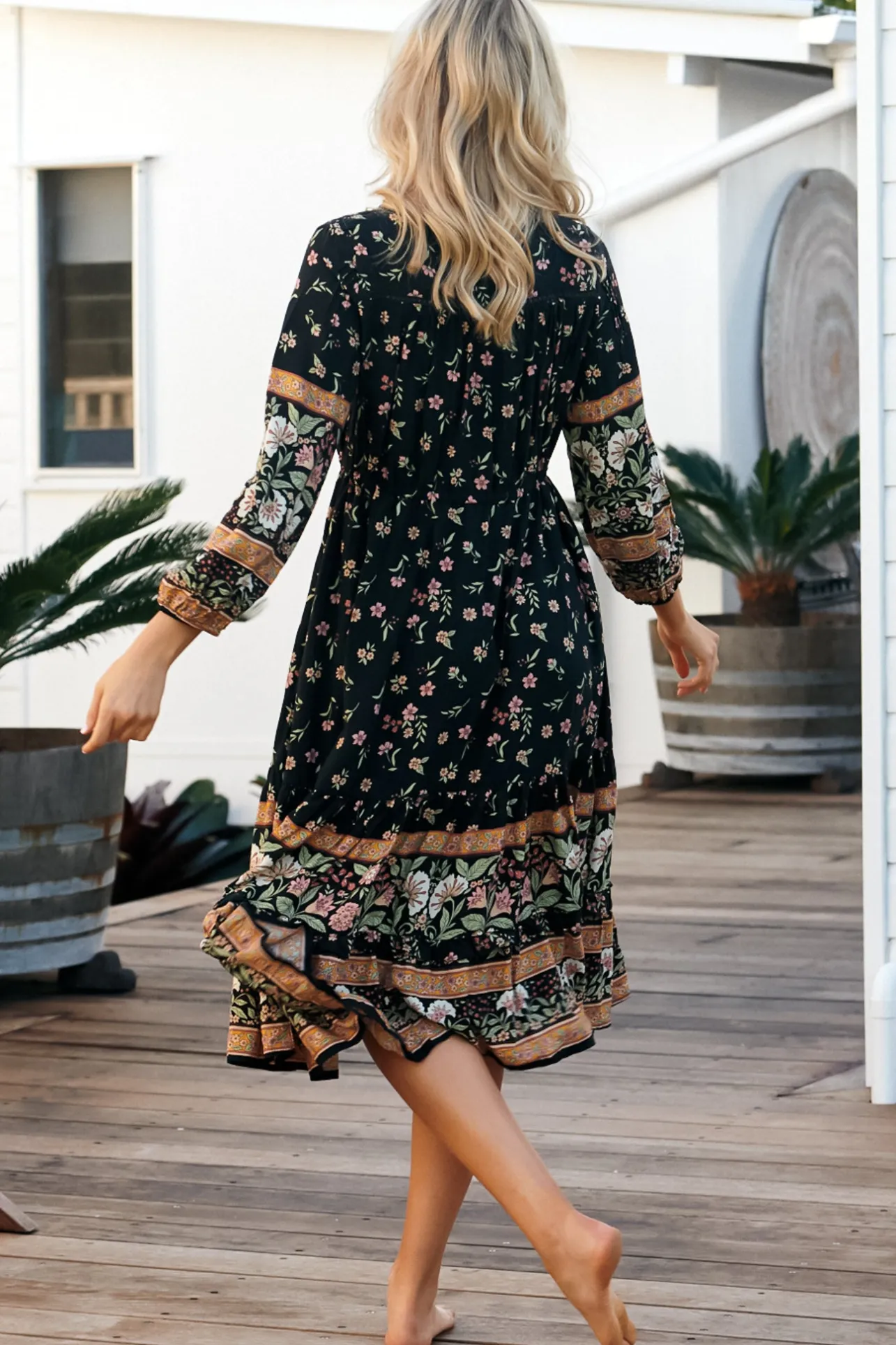 Olly Midi Dress: V Neck Pull in Waist Tie Tiered Dress in Eternity Print>Jaase Outlet