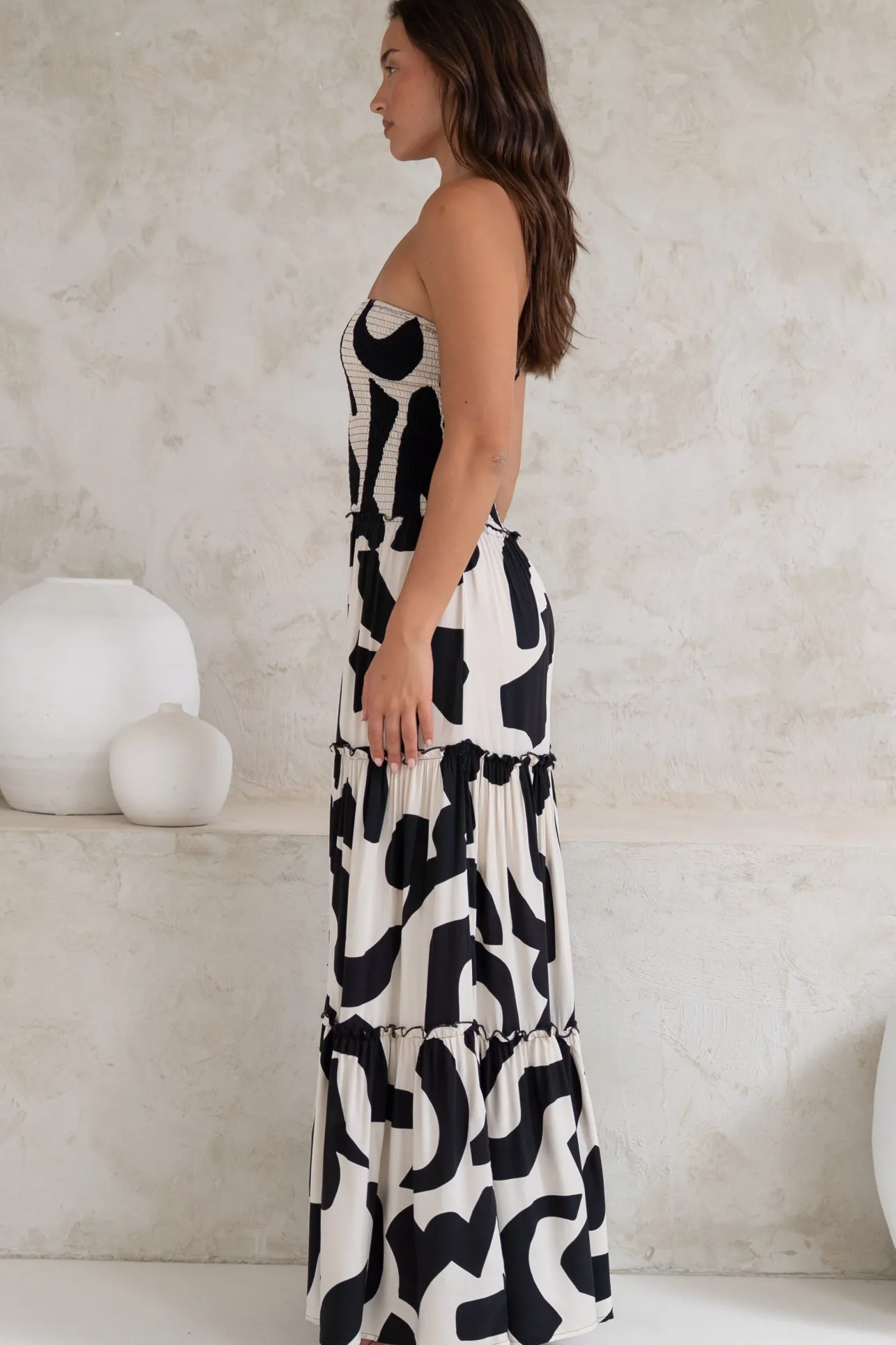 Rhea Maxi Dress - Strapless Ruffle Spliced Tiered Dress in Halsey Print>Salty Crush Sale