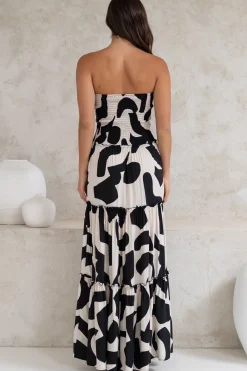 Rhea Maxi Dress - Strapless Ruffle Spliced Tiered Dress in Halsey Print><noscript><img width=