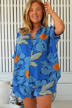 River Shirt - Oversized Button Down Shirt with Scoop High-Low Hem in Blue Bell Print>Jaase