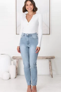 Rynn Jeans - High Waisted Mom Jean in Light Wash Denim><noscript><img width=