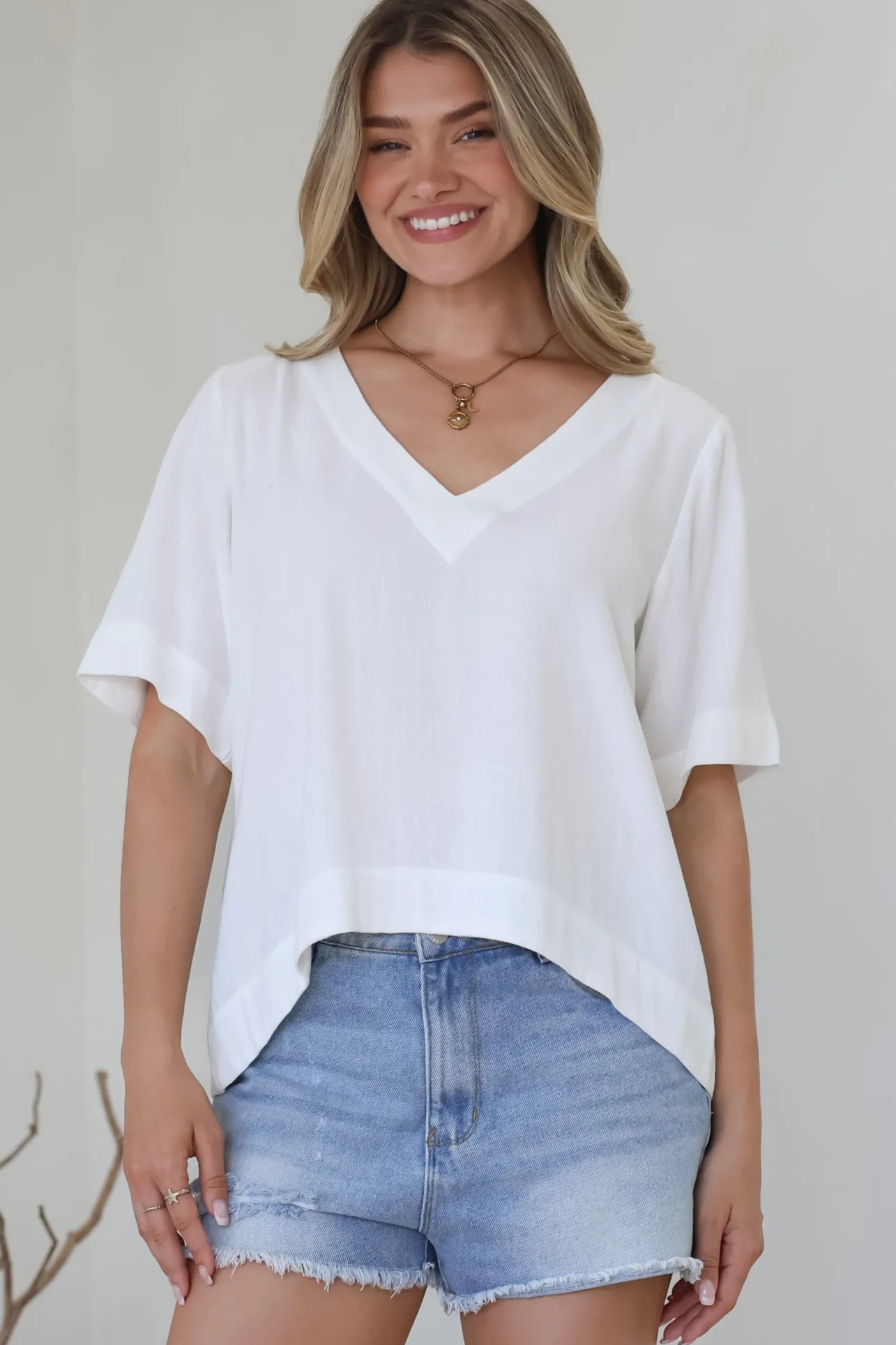 Shandy Top - V-Neck Boxy High Low Top with Short Sleeves in White>Salty Crush Discount