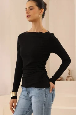 Slate Top - Boat Neck Long Sleeve Top in Black><noscript><img width=