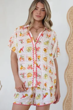 Stacy Shirt - Collared Button Down High-Low Shirt in Dahlar Print><noscript><img width=