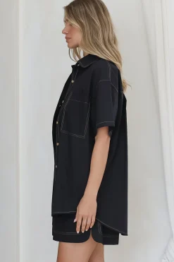Steele Shirt - Collared Button Down Shirt with Contrast Stitching in Black><noscript><img width=