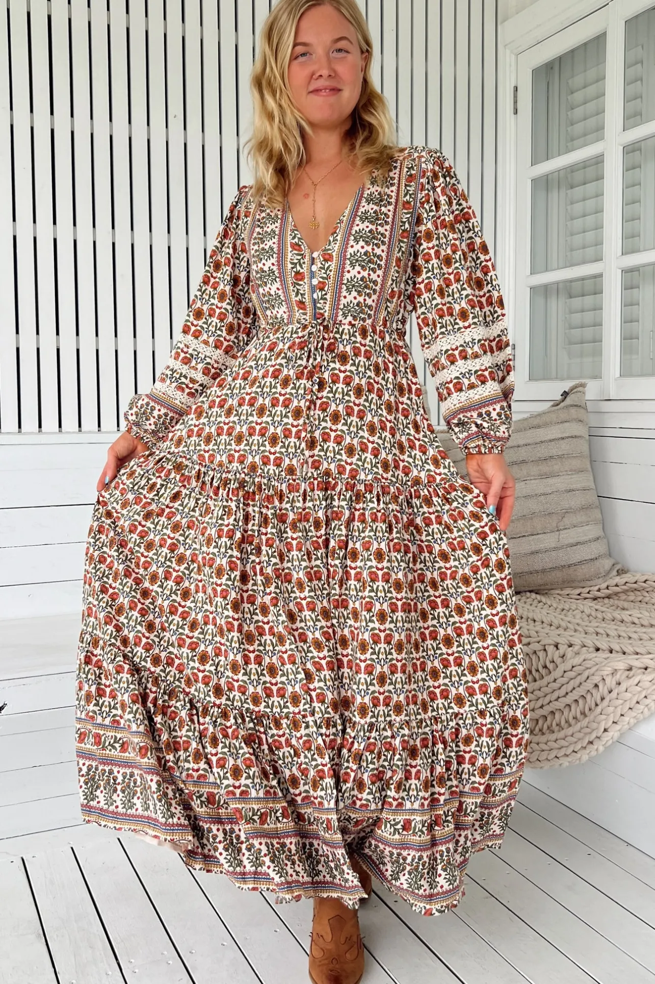 Teresa Lace Maxi Dress - A Line Dress with Long Balloon Sleeves in Harlowe Print>Jaase Best